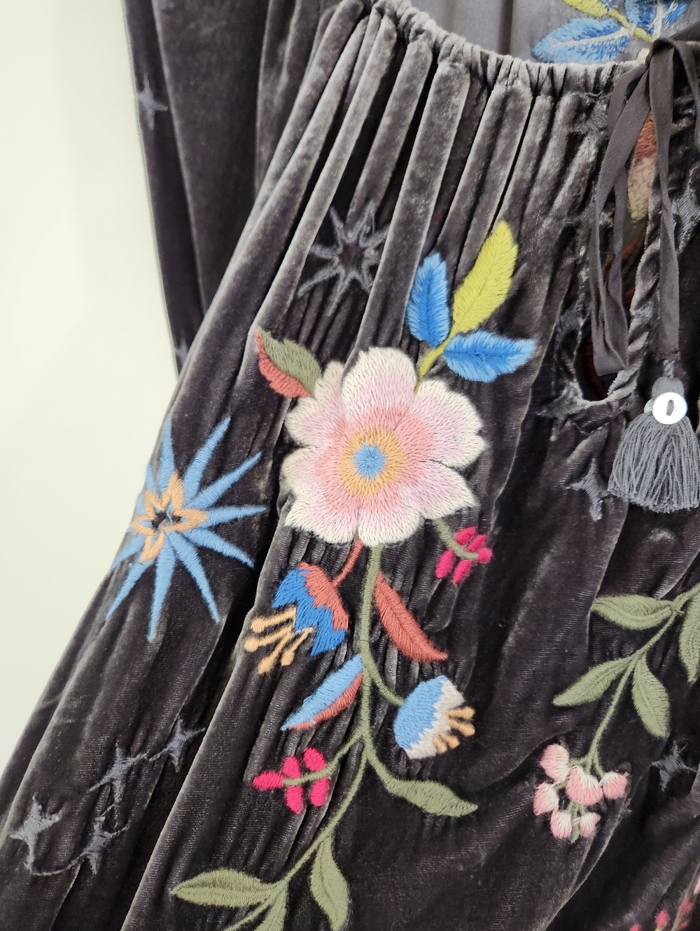 Johnny Was “Celestin” embroidered velvet top - Picture 6 of 15